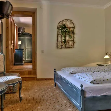 Hotel Bruckwirt***s 3*